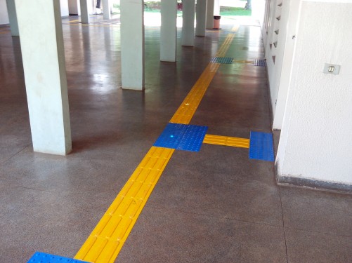 Pisos táteis na Zona Sul Piso tátil na Zona Sul